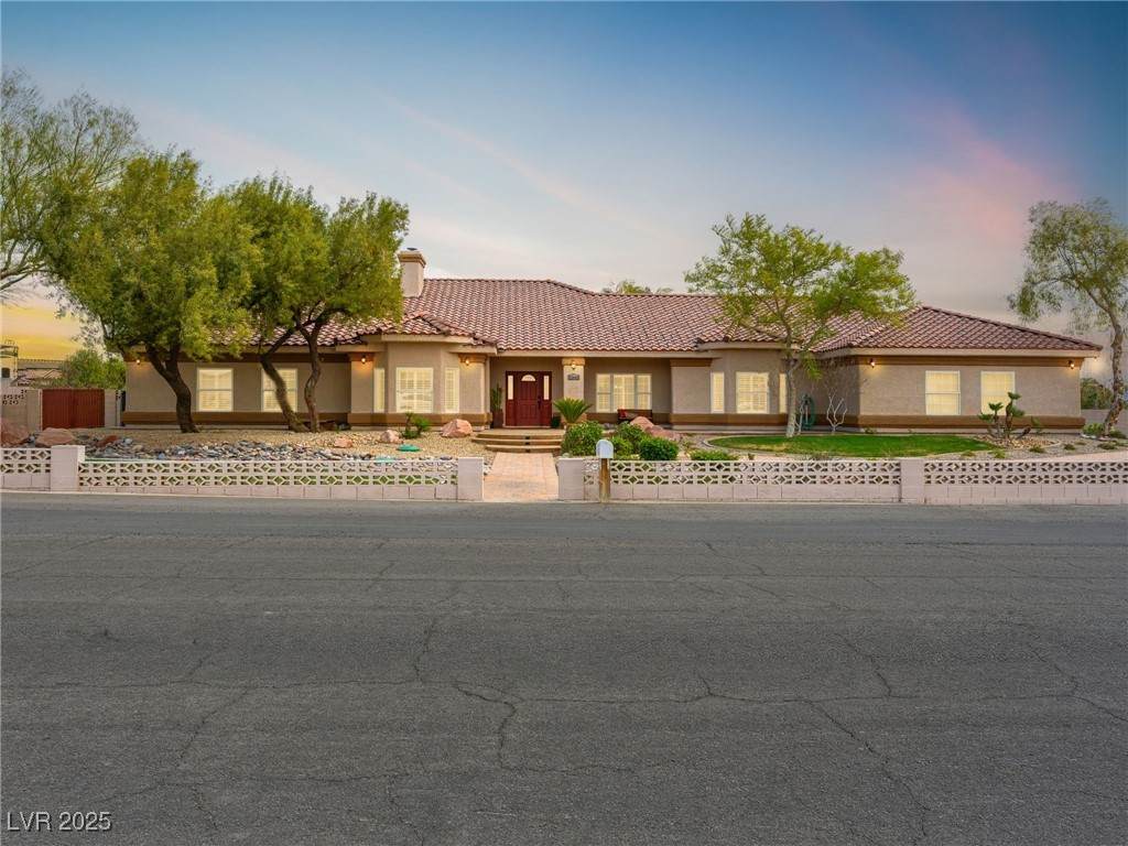 5340 Campbell Road - Photo 1