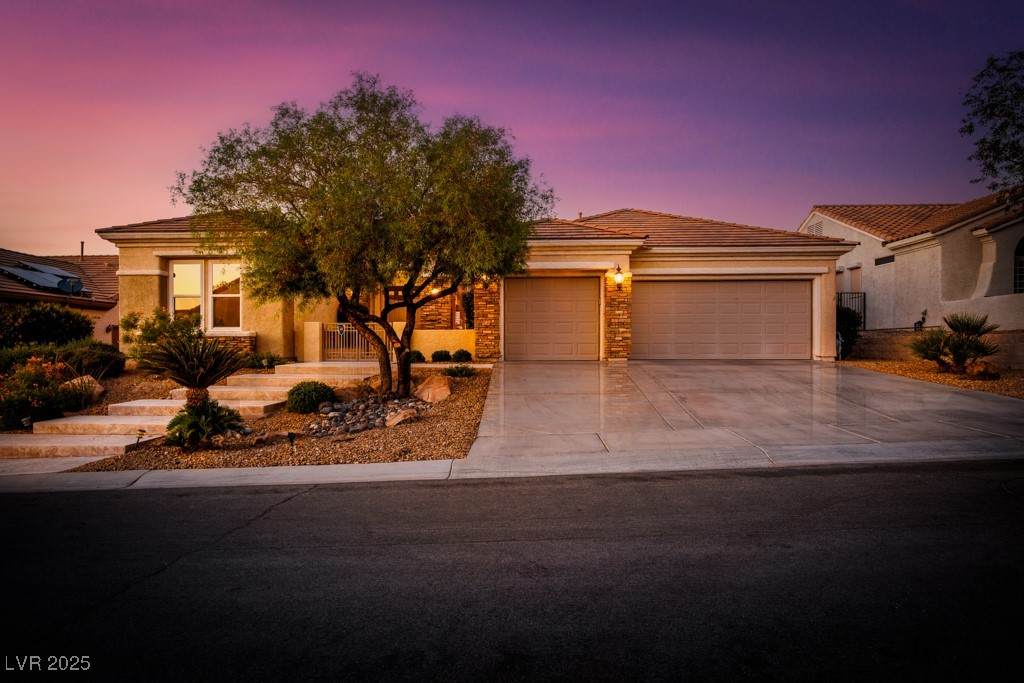 1744 Williamsport Street - Photo 1