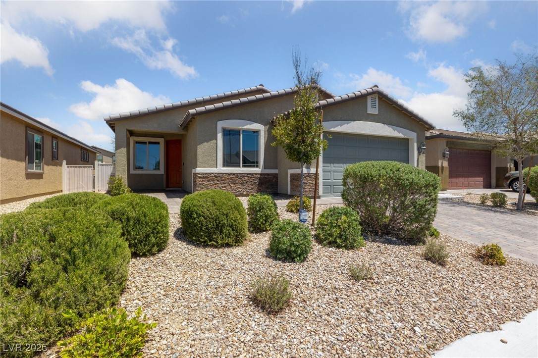 3912 Makushin Bay Avenue - Photo 1