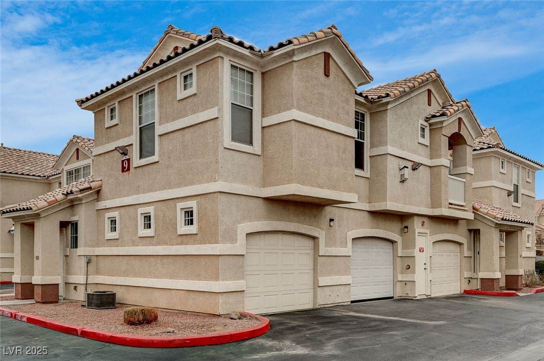 5855 Valley Drive - Photo 1