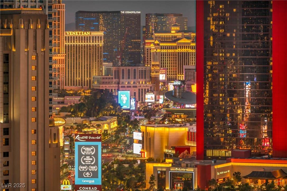 200 Sahara Avenue - Photo 1