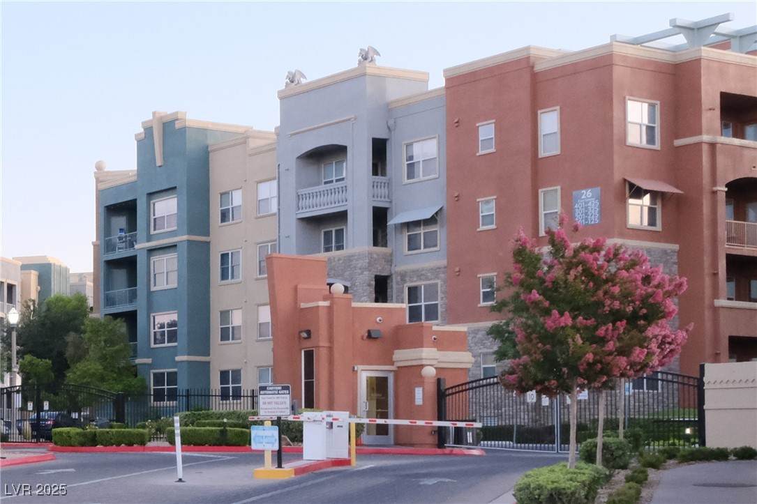 68 Serene Avenue - Photo 1