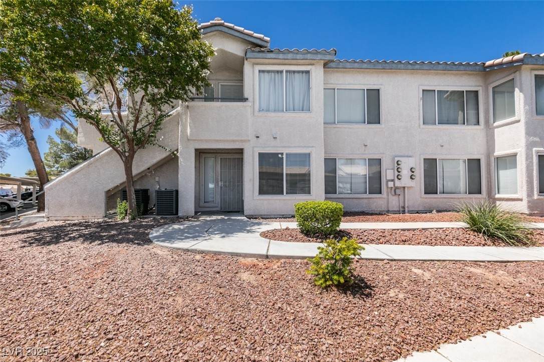 5265 Caspian Springs Drive - Photo 1