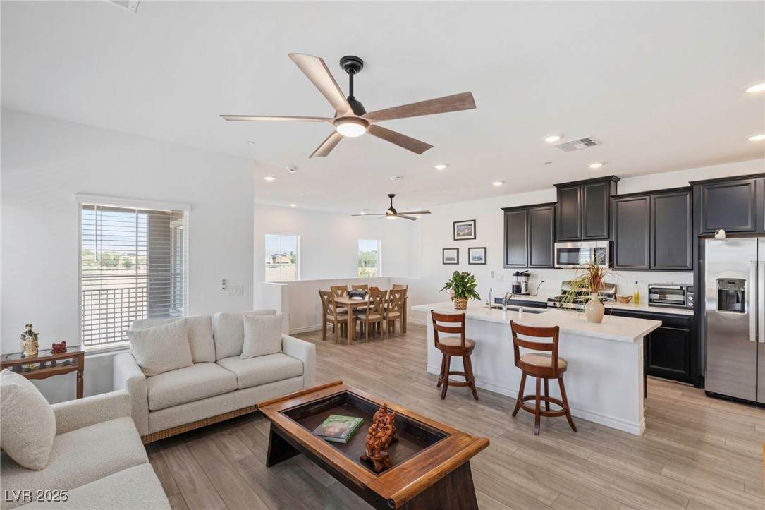 7230 Decatur Boulevard - Photo 1