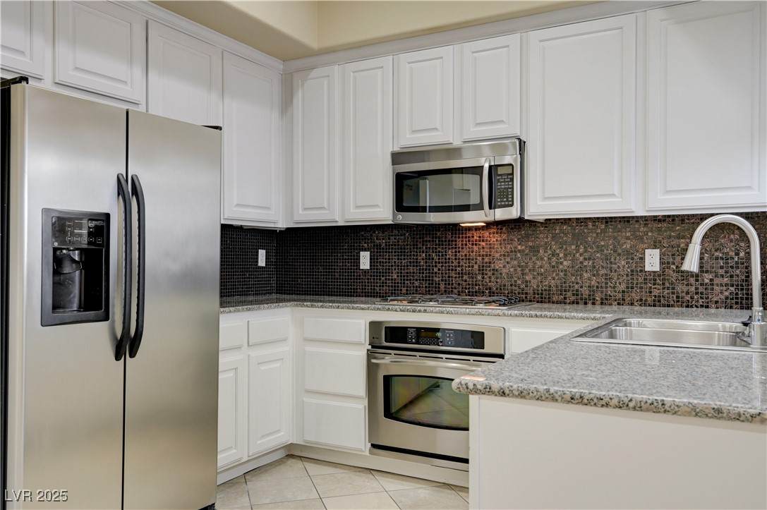 20 Serene Avenue - Photo 1