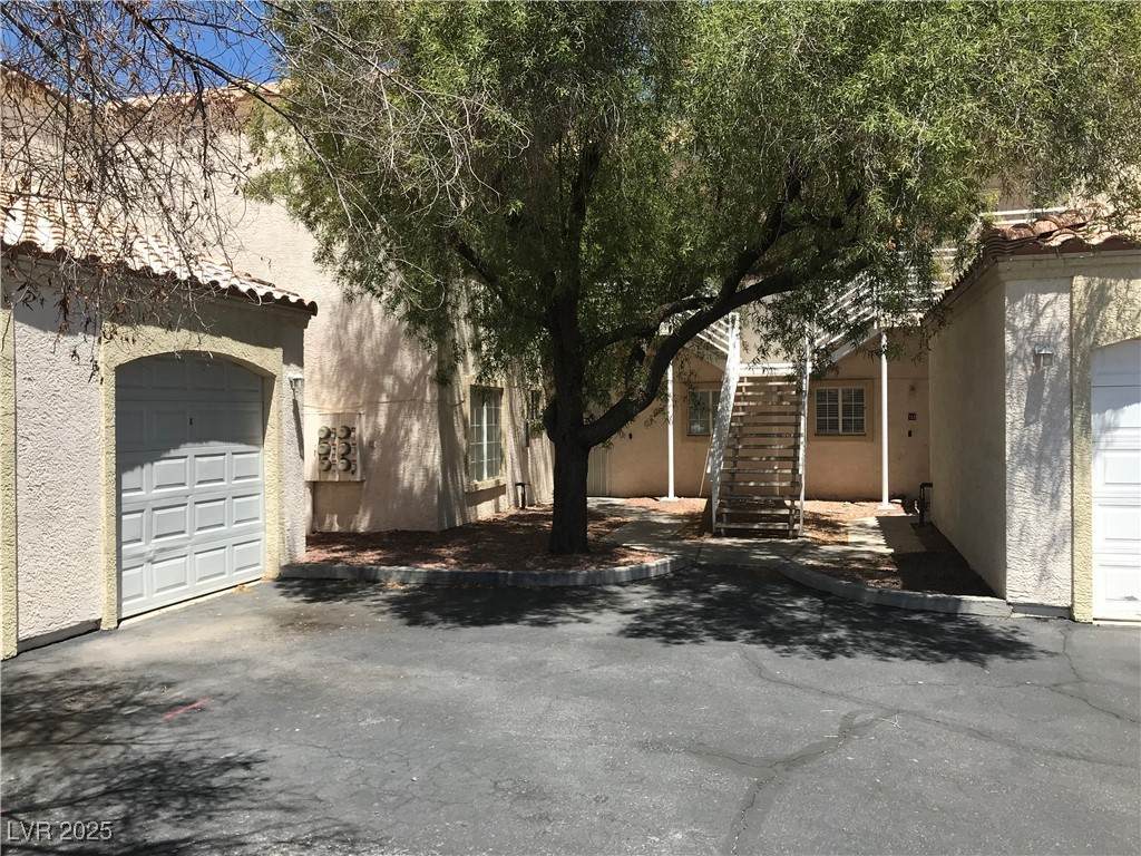 1900 Torrey Pines Drive - Photo 1