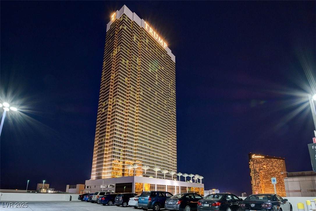 https://bt-photos.global.ssl.fastly.net/vegas/orig_boomver_1_2705412-2.jpg