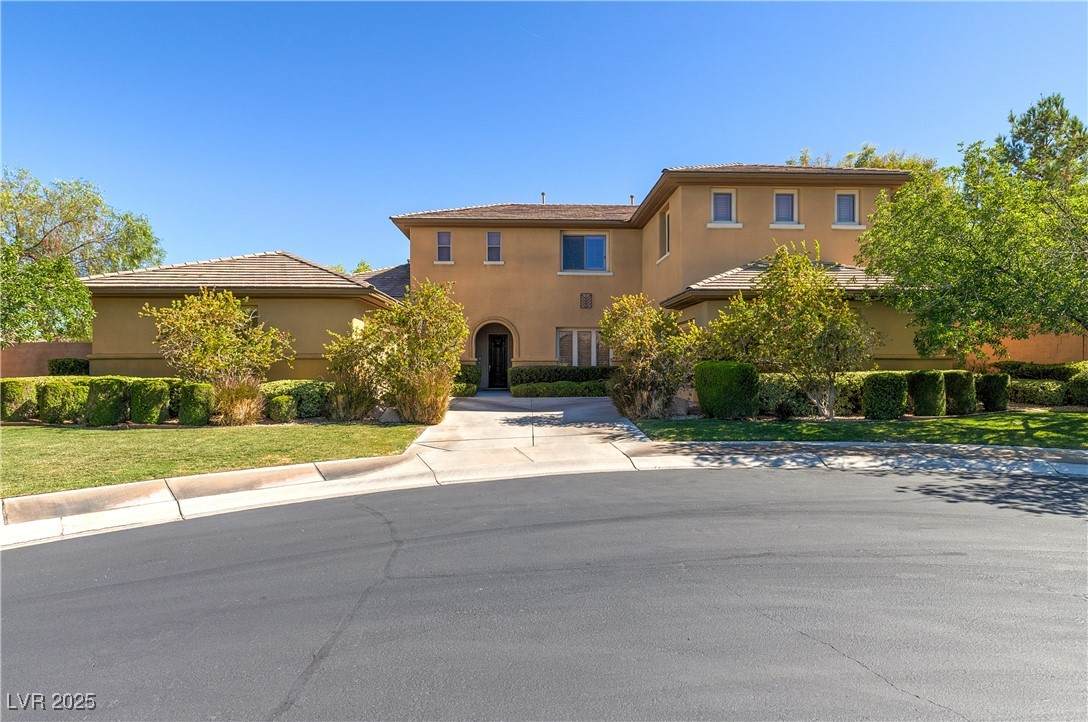 4 Caves Valley Court - Photo 1