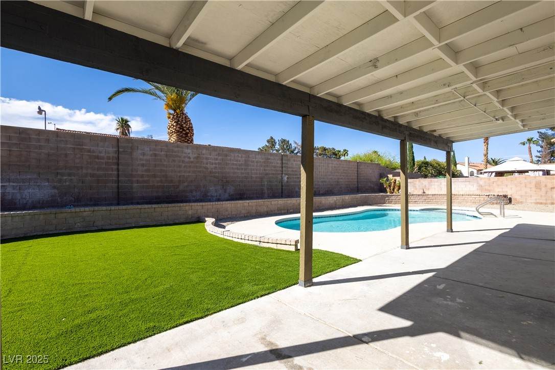 3156 Shadowridge Avenue - Photo 1