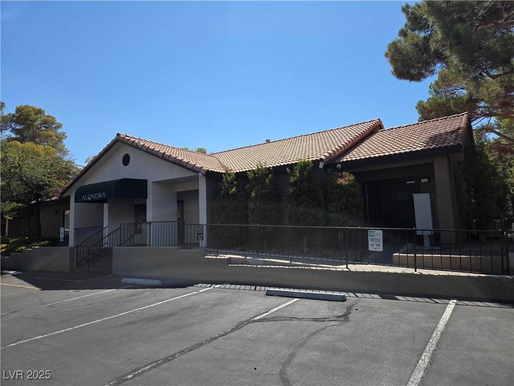 2451 Rainbow Boulevard - Photo 1