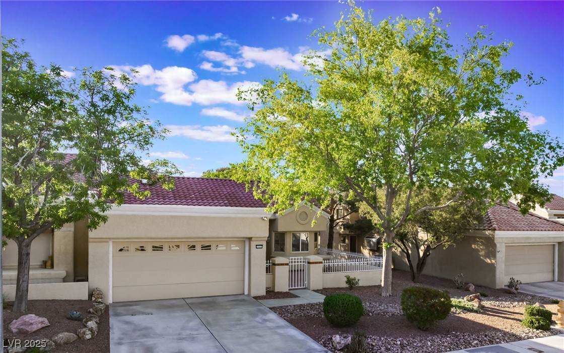 2553 Showcase Drive - Photo 1