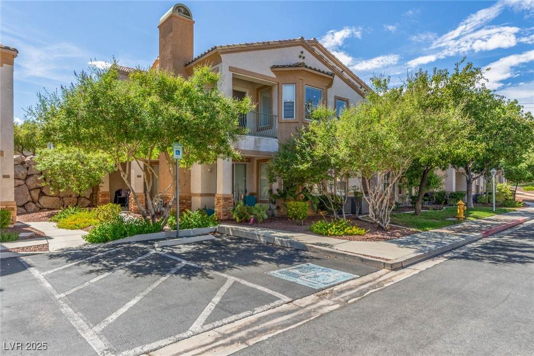 219 Big Horn Drive - Photo 1