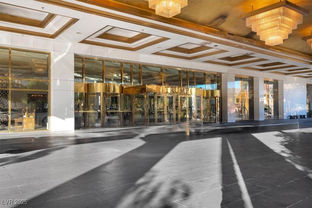 2000 Fashion Show Drive - Photo 1