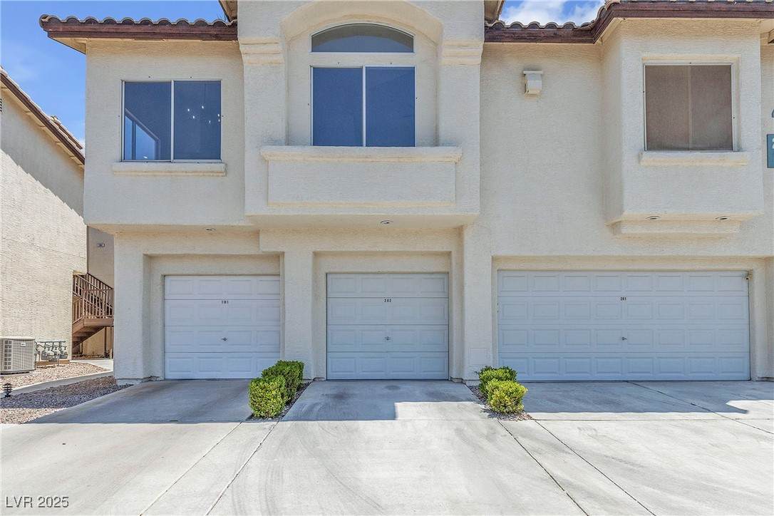 4800 Grey Wolf Lane - Photo 1