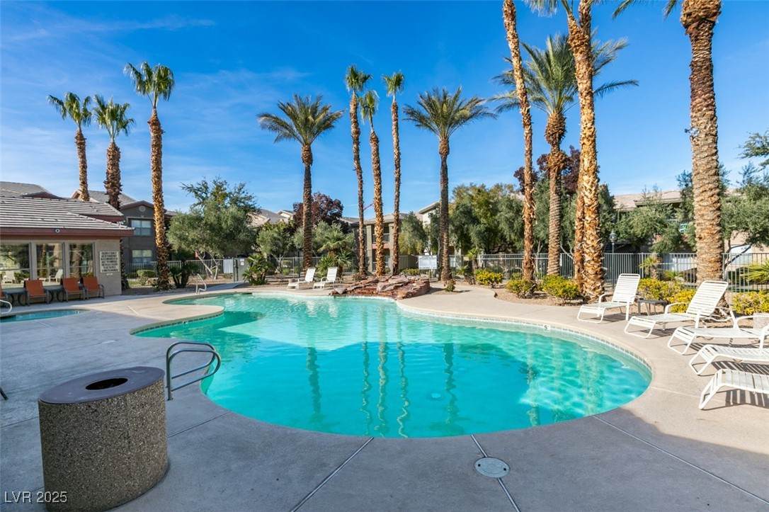 8000 Badura Avenue - Photo 1