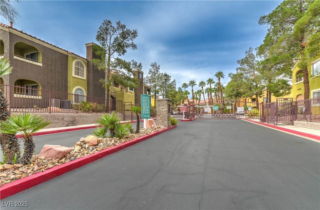 7950 Flamingo Road - Photo 1