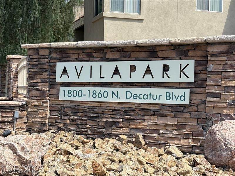 1832 Decatur Boulevard - Photo 1