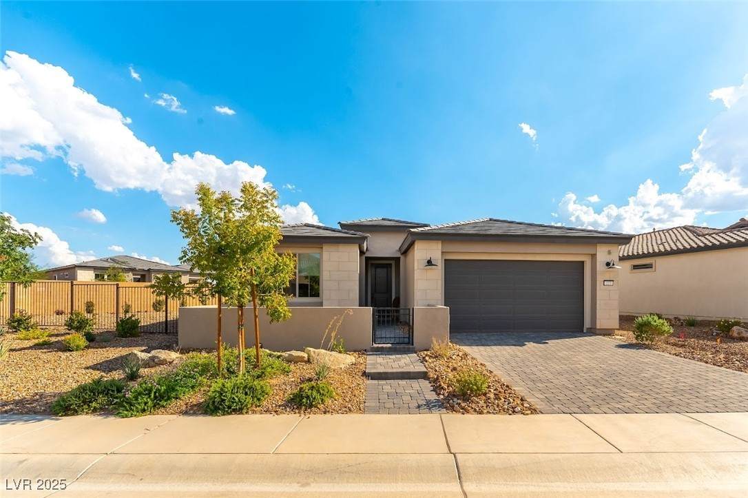 127 Crimson Cactus Avenue - Photo 1