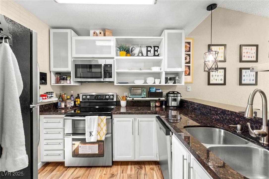 1800 Edmond Street - Photo 1