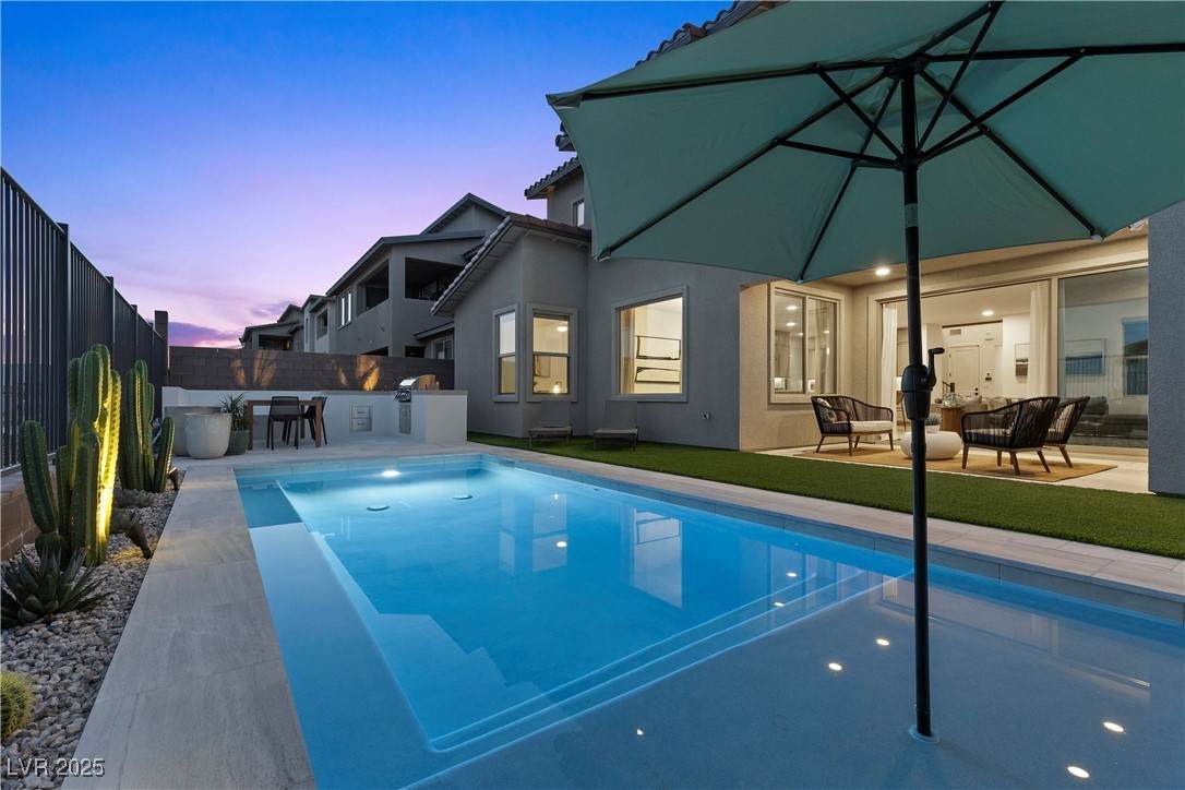 532 Crown Mesa Avenue - Photo 1