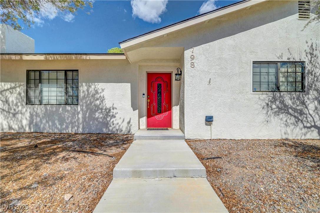 798 Fairway Drive - Photo 1