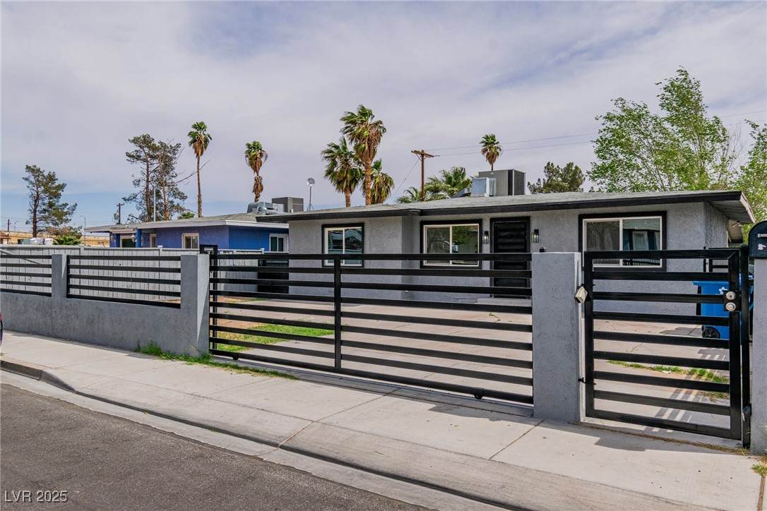 244 19th Street - Photo 1