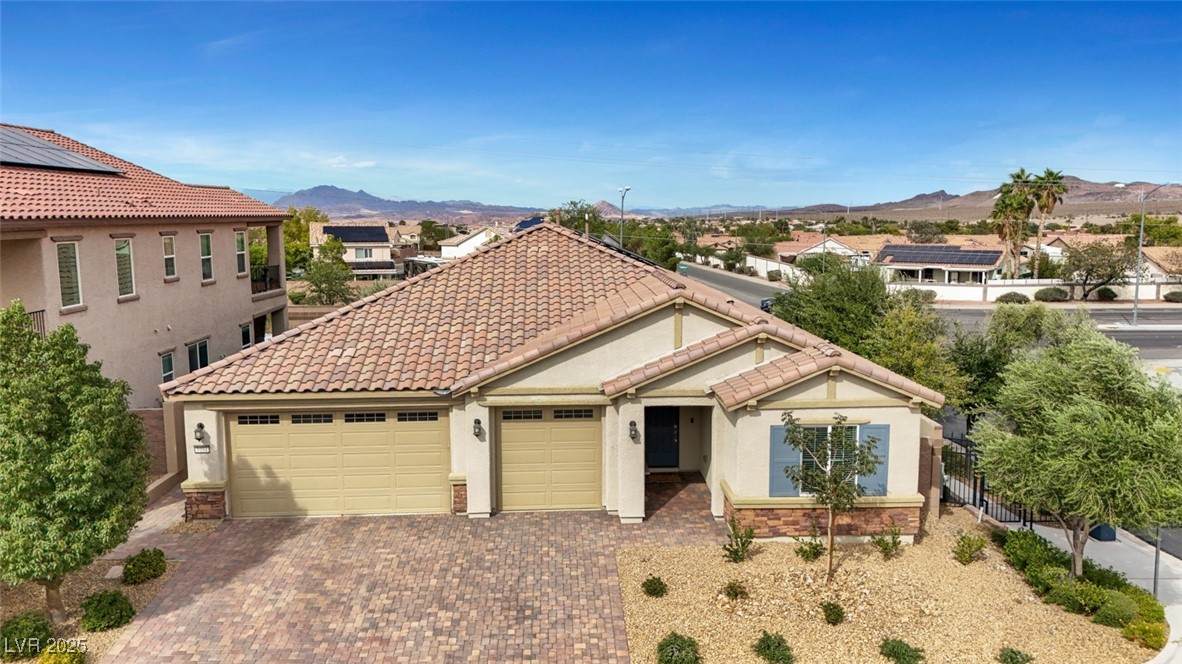 1094 Langston Ranch Avenue - Photo 1