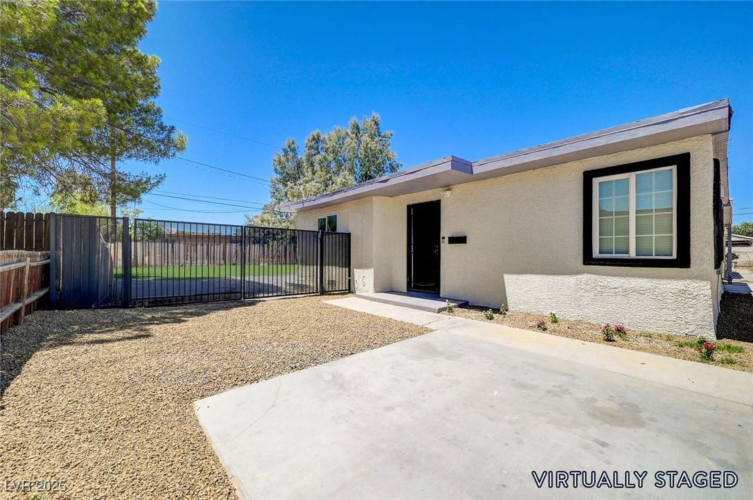 1716 Pacific Street - Photo 1