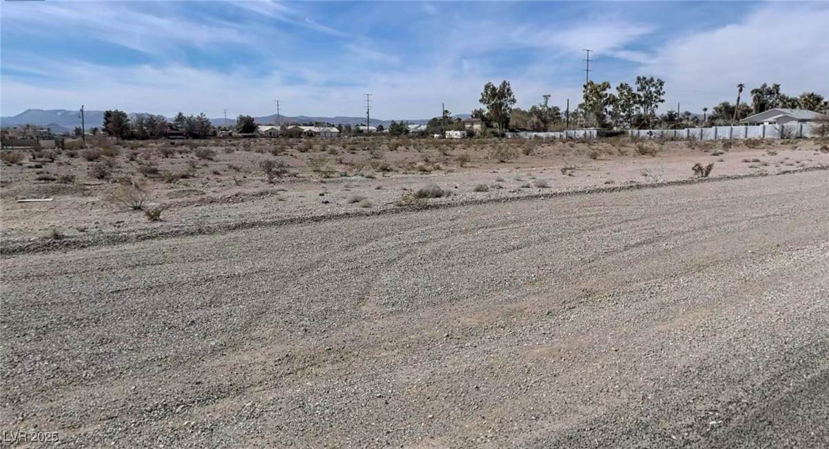  Pebble Rd - Photo 1