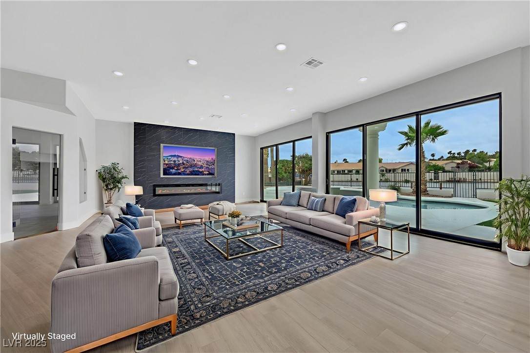 2589 Sun Reef Road - Photo 1