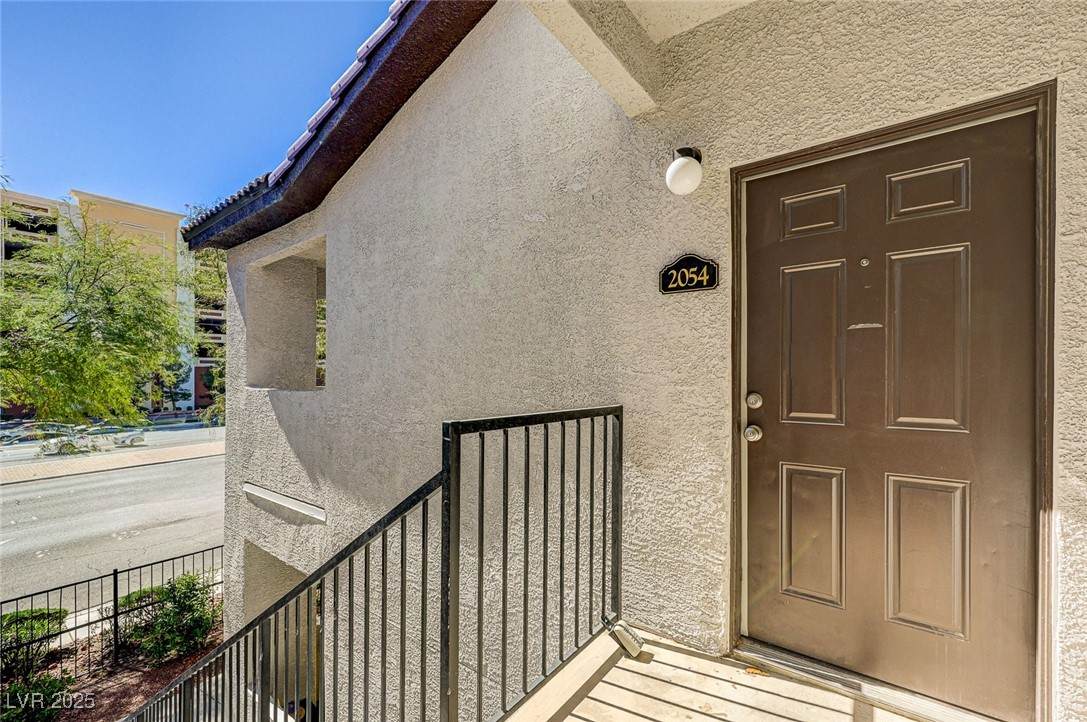 2615 Gary Avenue - Photo 1