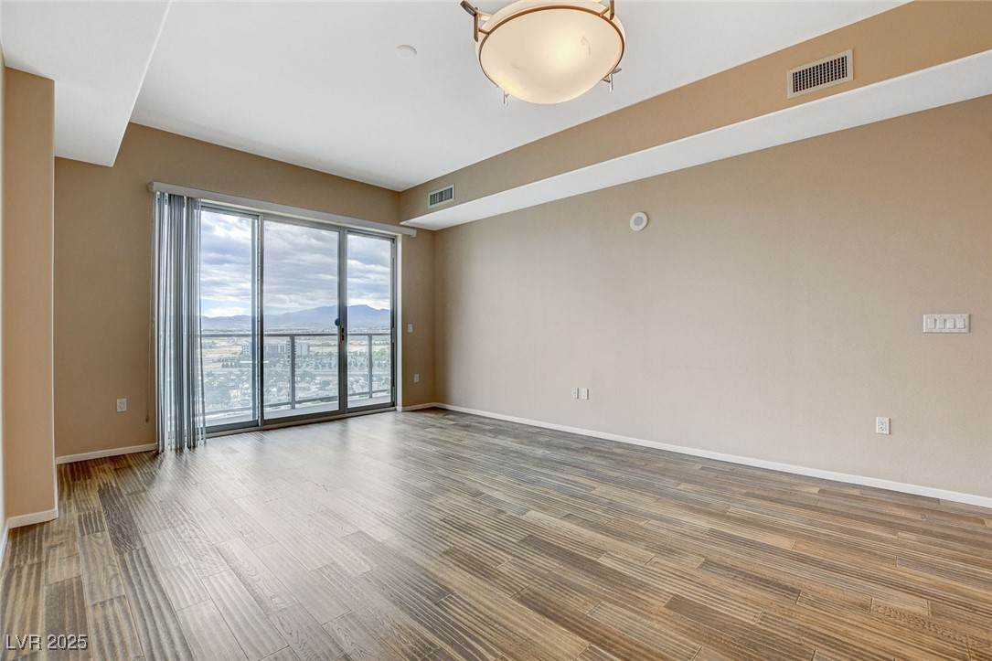 8255 Las Vegas Boulevard - Photo 1