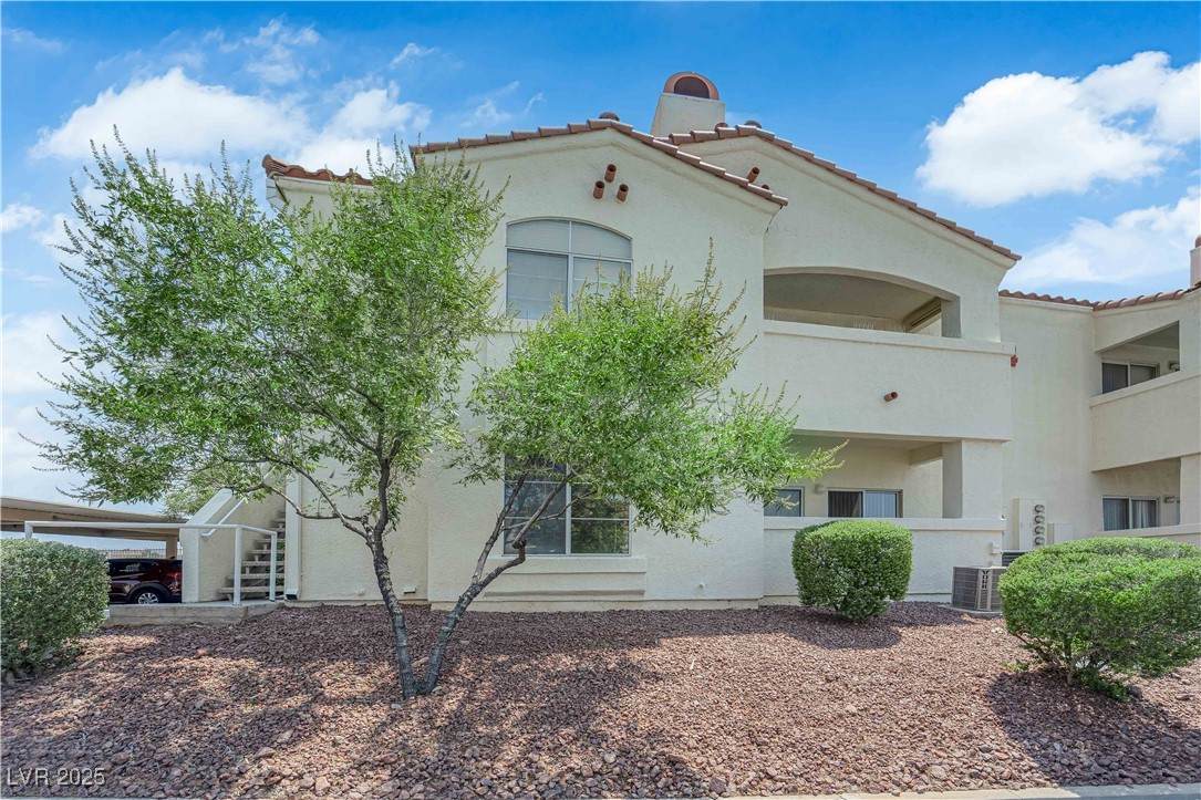 698 Racetrack Road - Photo 1