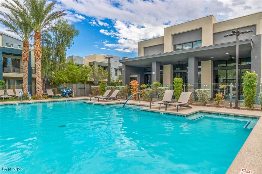 11257 Rainbow Peak Avenue - Photo 1