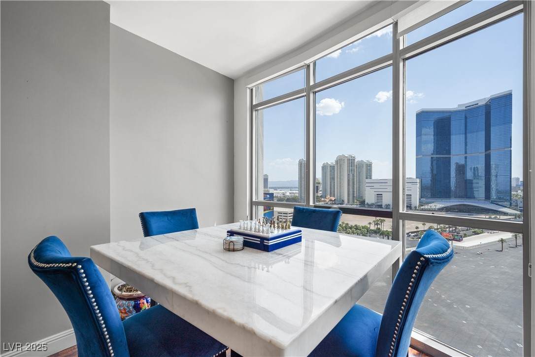 200 Sahara Avenue - Photo 1