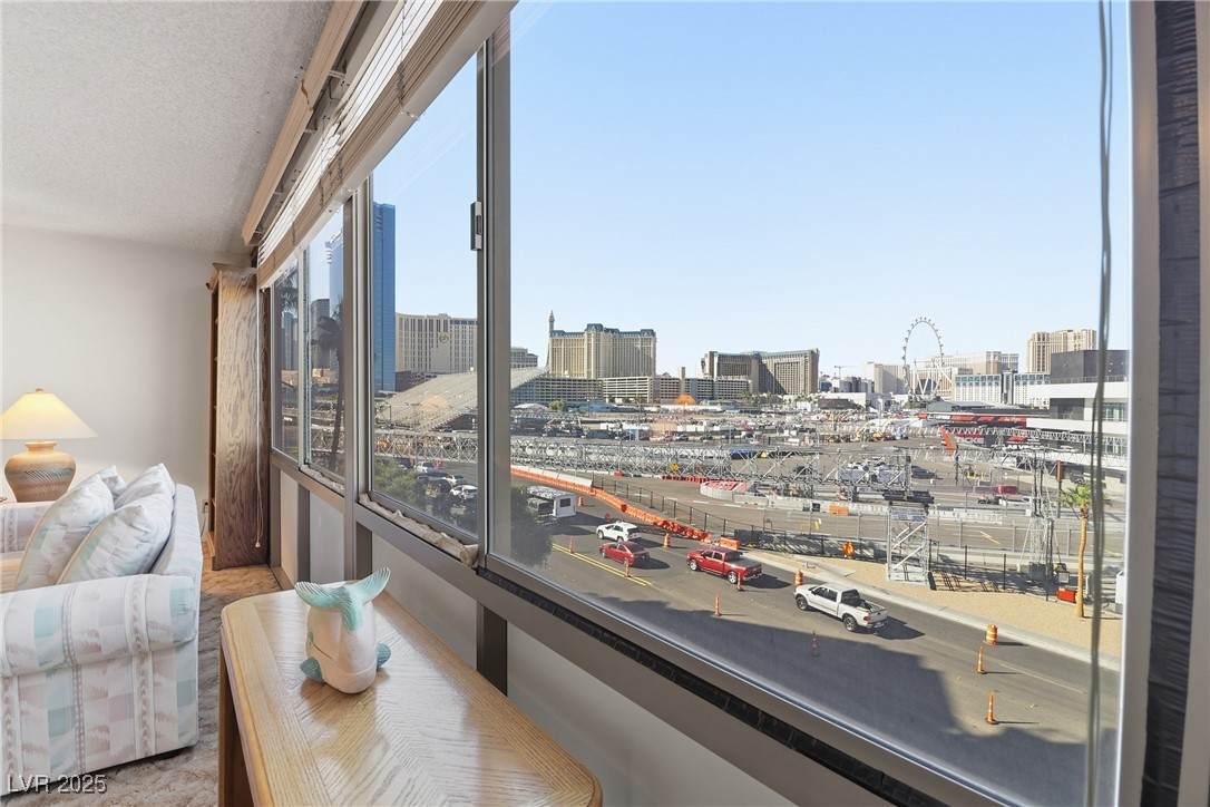 205 Harmon Avenue - Photo 1