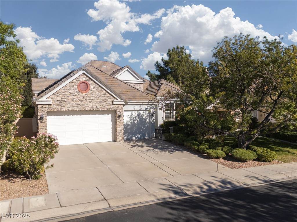 9624 Camden Hills Avenue - Photo 1