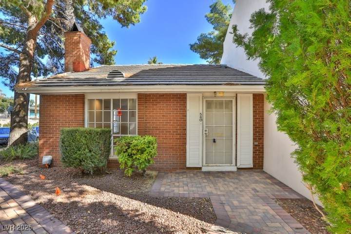 540 Tam O Shanter - Photo 1