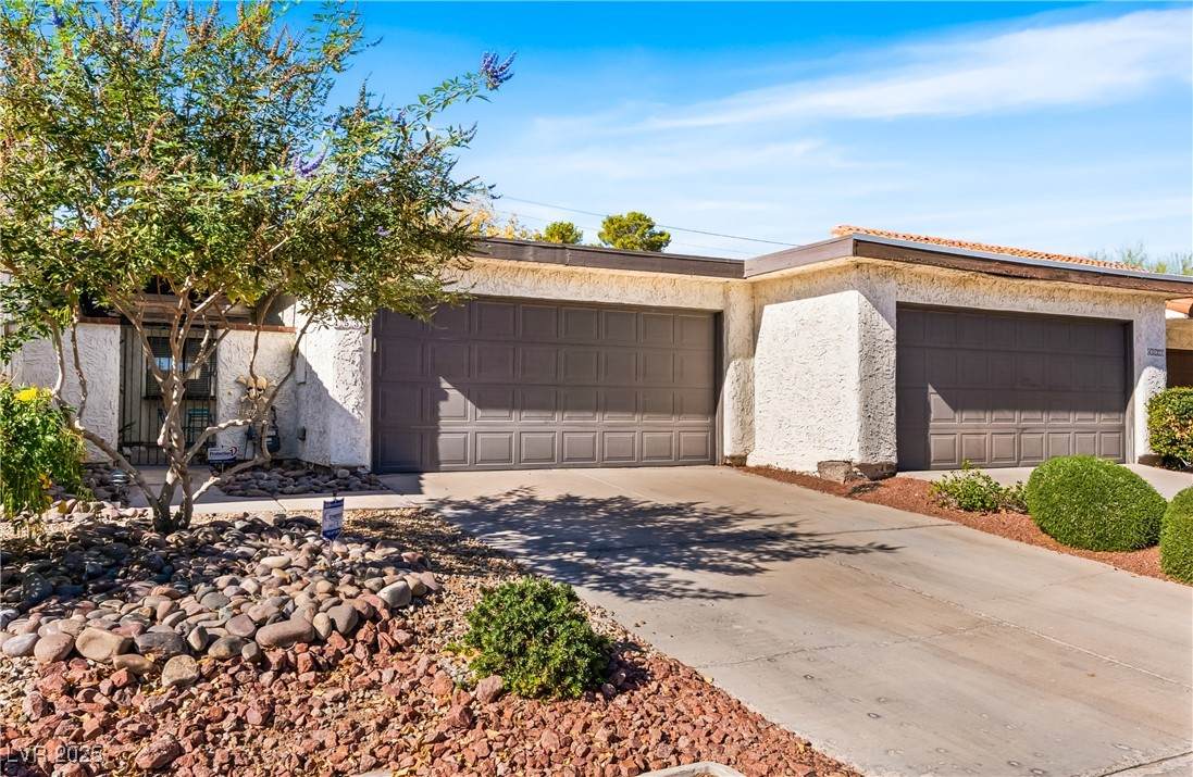 4533 Madreperla Street - Photo 1
