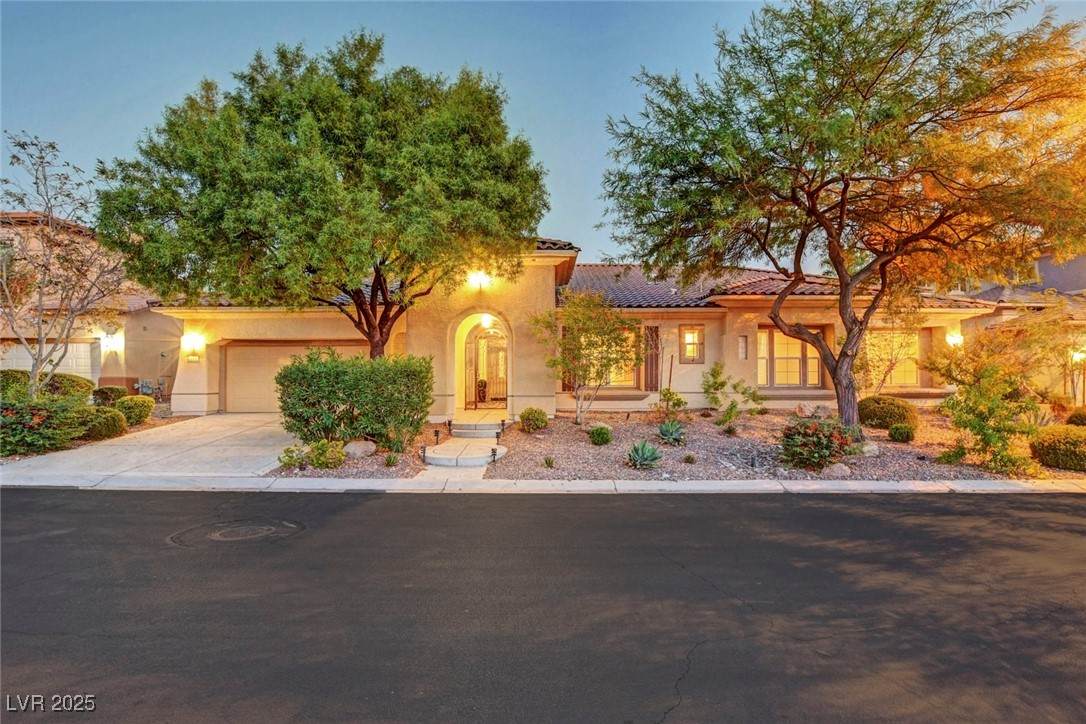 212 Villa Borghese Street - Photo 1