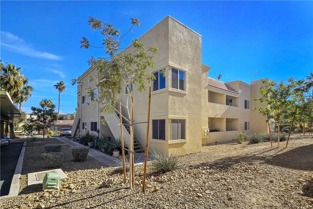 1812 Decatur Boulevard - Photo 1