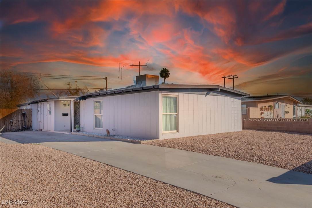 1628 Palmer Street - Photo 1