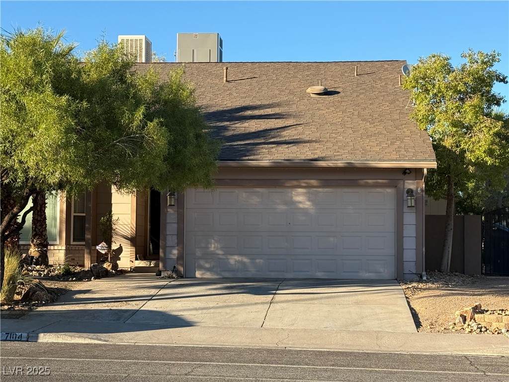 7104 Carmen Boulevard - Photo 1