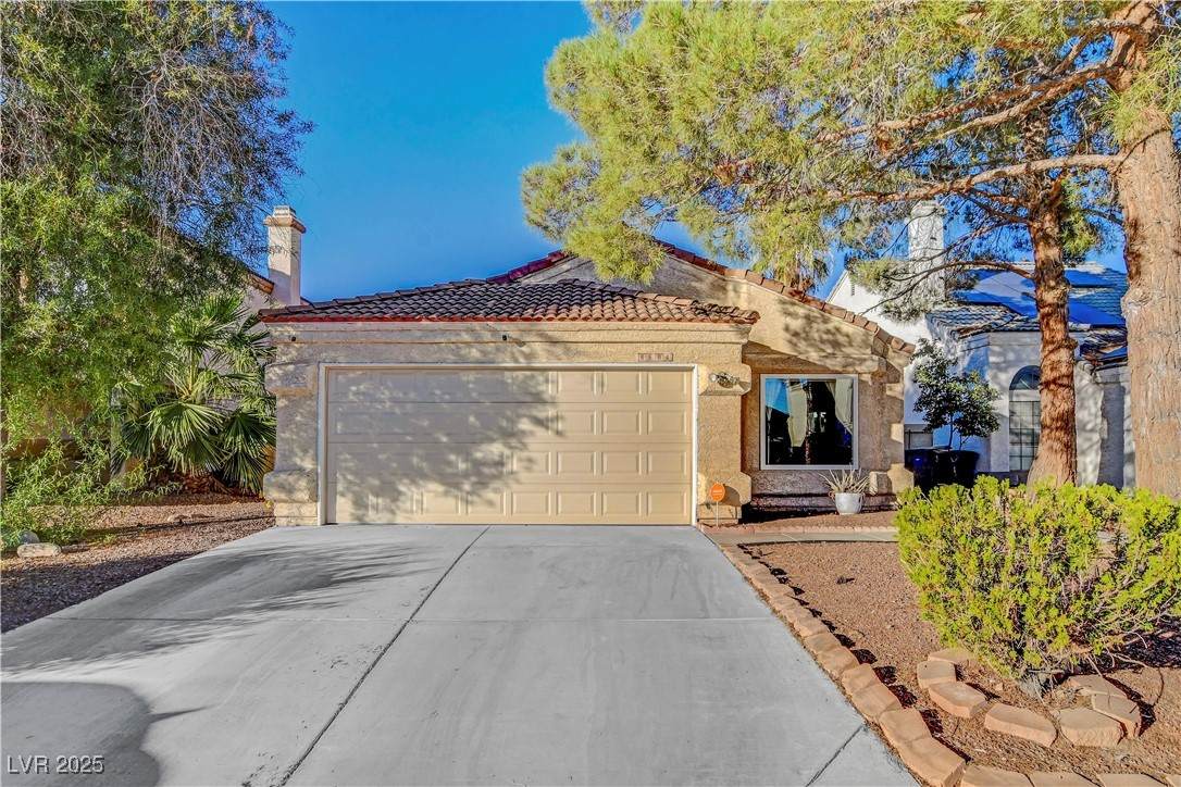 6604 Chardonay Way - Photo 1