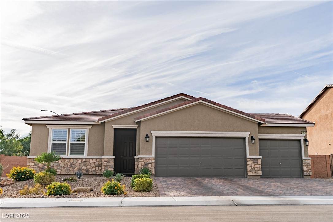 4901 Silent Birch Avenue - Photo 1