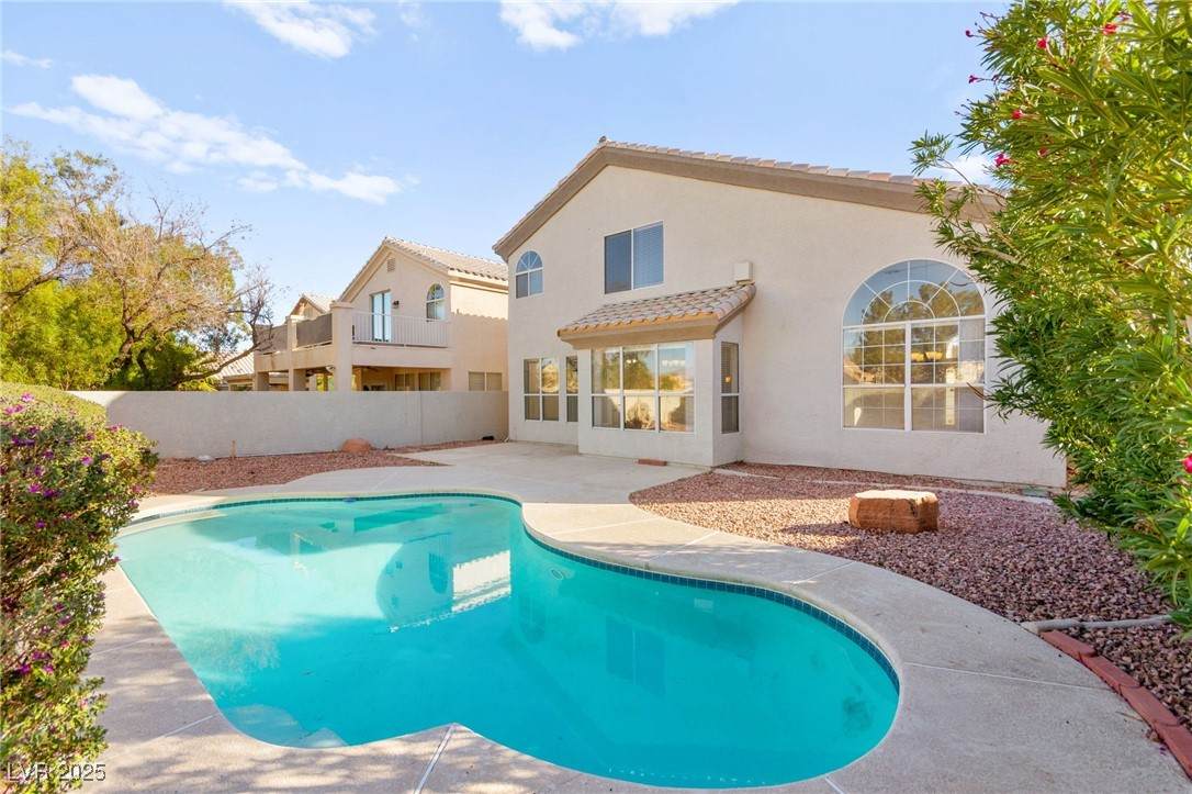 8104 Villa Finestra Drive - Photo 1