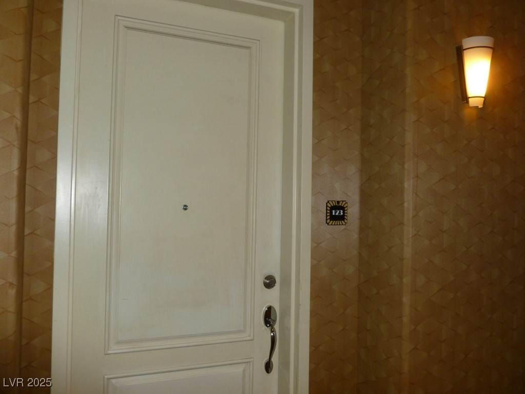 https://bt-photos.global.ssl.fastly.net/vegas/orig_boomver_1_2734886-2.jpg
