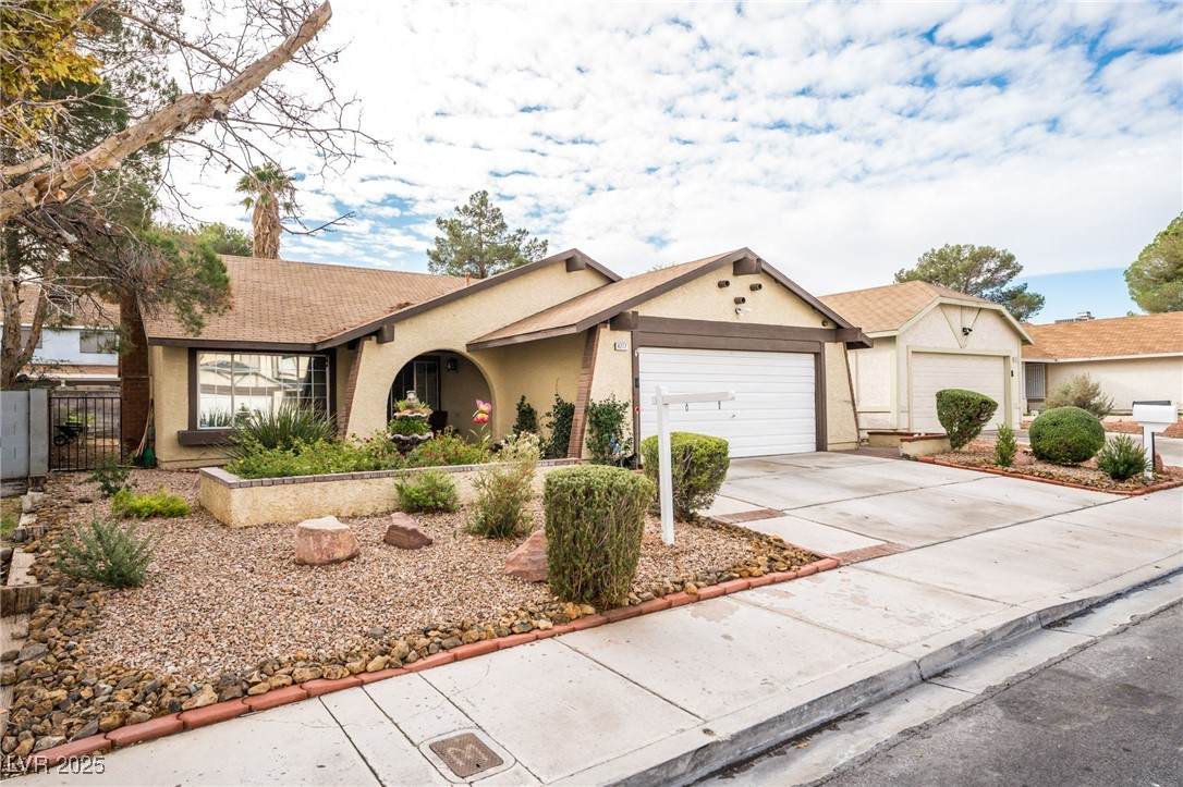 6217 Carmen Boulevard - Photo 1