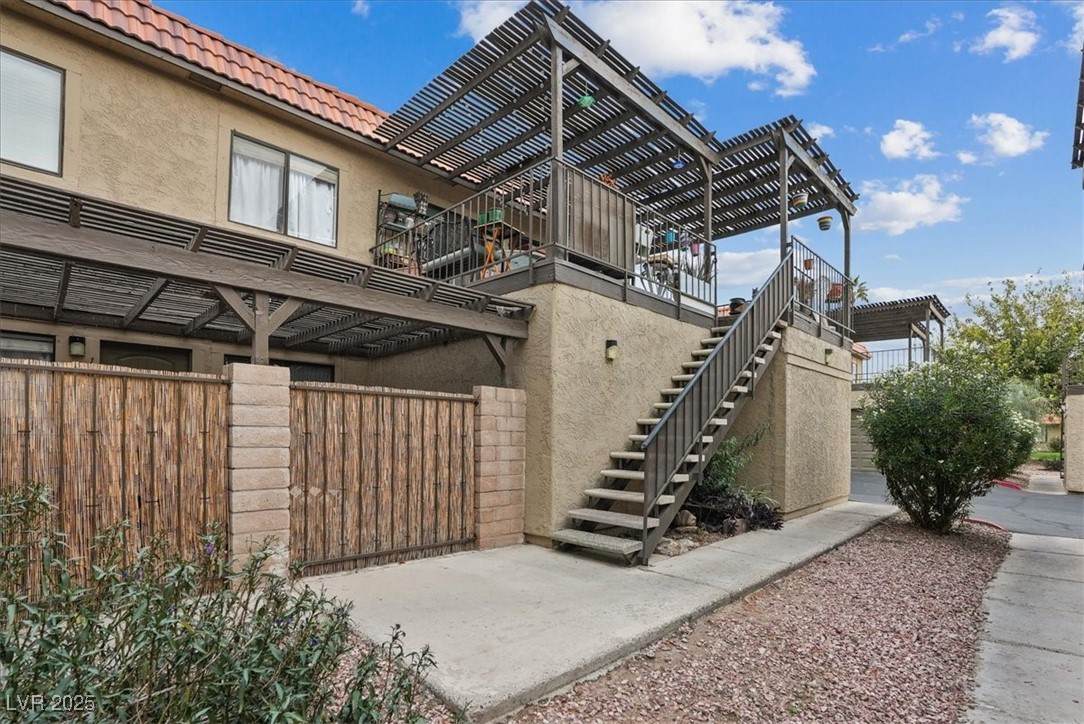 1853 Mimosa Court - Photo 1