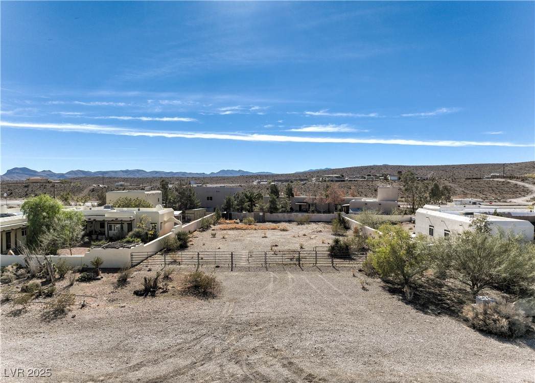  Wigwam - Photo 1